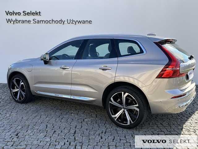 Używany Volvo XC60 455 KM (334 kW) 2024 Szary SUV