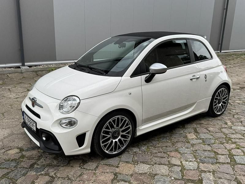 Biały Używany 2019 Abarth 595 Hatchback | 73 900 zł - Obraz 1/4