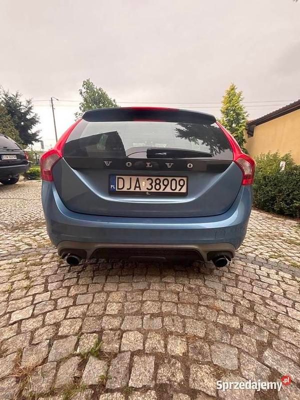 Używany 2015 Volvo V60 Kombi | 42 000 zł (Uczciwa cena) - Obraz 1/4
