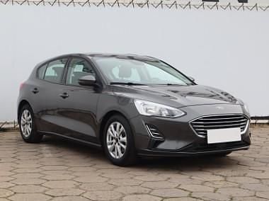 Używany Ford Focus 101 KM (74 kW) 2018 Szary Hatchback