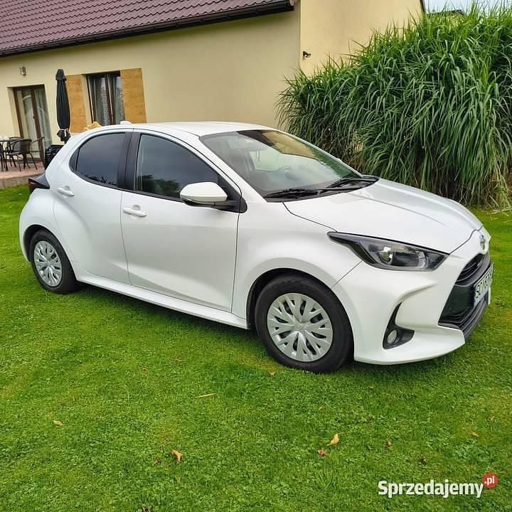 Biały Używany 2021 Toyota Yaris Hatchback | 58 900 zł (Uczciwa cena) - Obraz 1/4