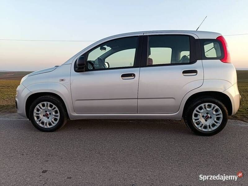 Srebrny Używany 2016 Fiat Panda Hatchback | 26 900 zł (Dość drogi) - Obraz 1/4