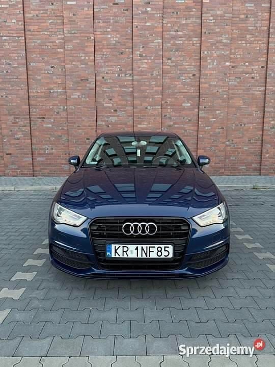 Używany Audi A3 S-Line 150 KM (110 kW) 2013 Granatowy Hatchback