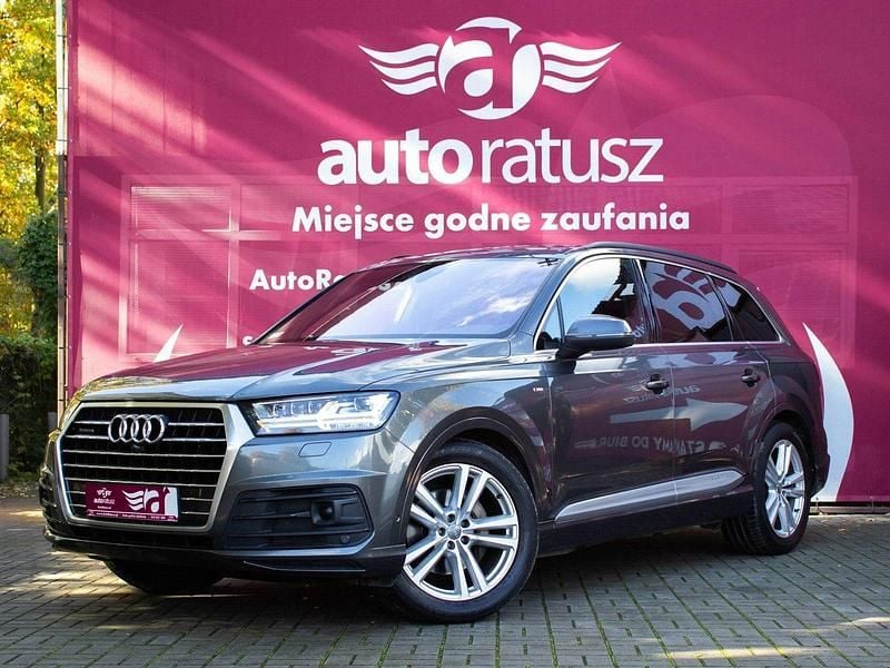 Używany Audi Q7 S-Line 272 KM (200 kW) 2015 Szary (metalik) SUV