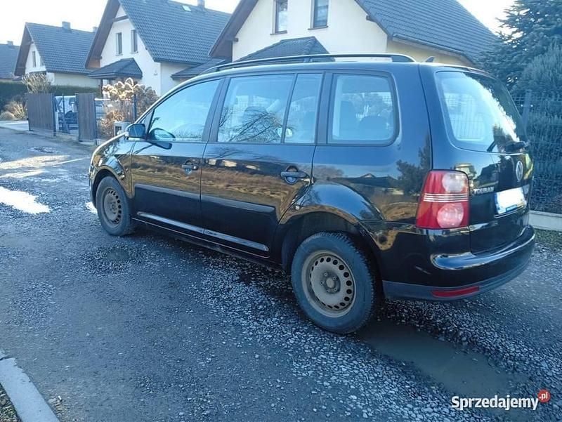 Używany VW Touran 105 KM (77 kW) 2008 Czarny Minivan