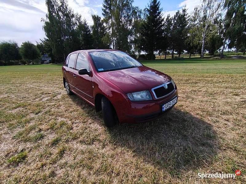 Bordowy Używany 2004 Skoda Fabia Hatchback | 2600 zł (Dobra cena) - Obraz 1/4