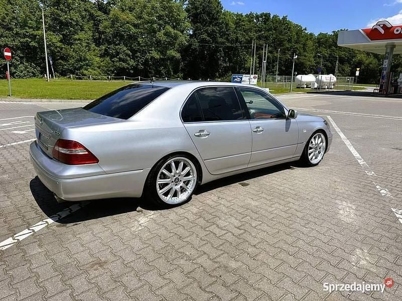 Srebrny Używany 2005 Lexus LS430 President Line Sedan/Limuzyna | 53 600 zł - Obraz 1/4