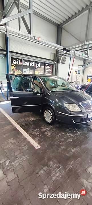 Używany Lancia Phedra 2004 Grafitowy Minivan