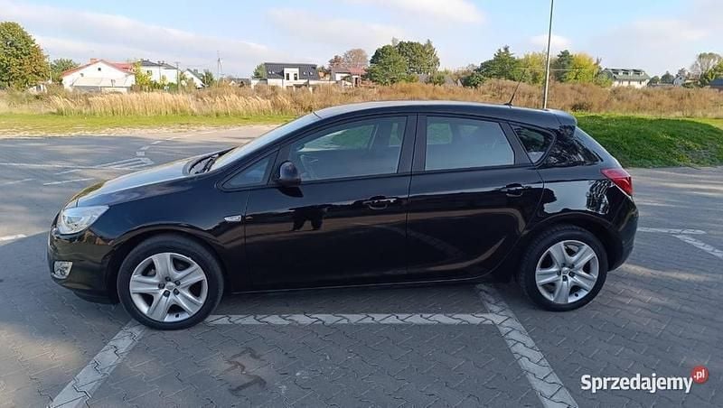 Używany 2012 Opel Astra | 19 900 zł (Dobra cena) - Obraz 1/4