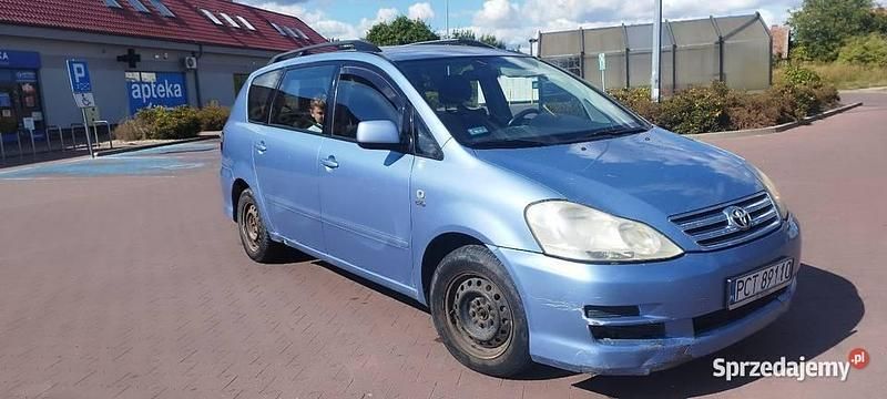 Używany 2003 Toyota Avensis Verso Minivan | 1800 zł - Obraz 1/4