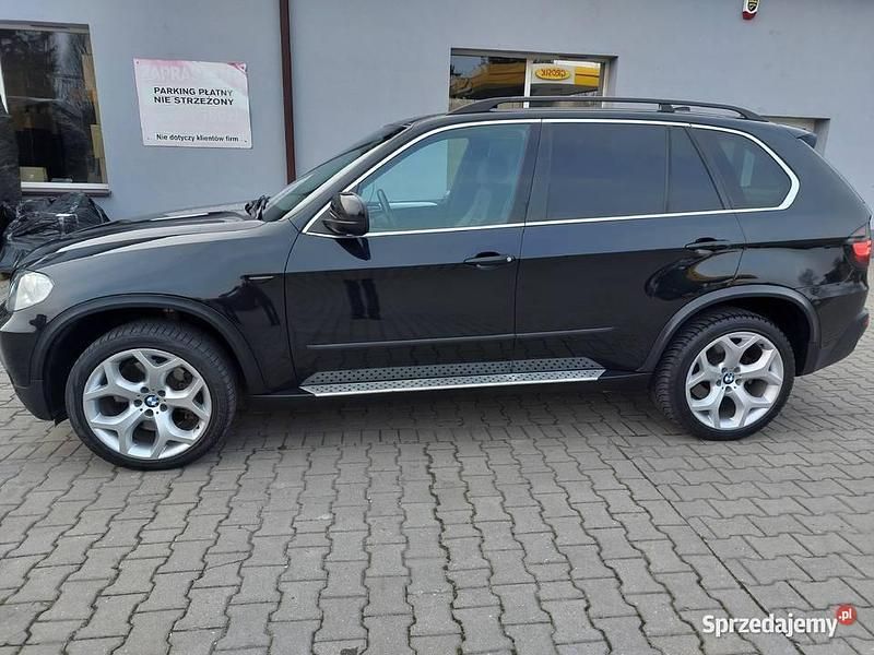 Czarny Używany 2008 BMW X5 SUV | 48 300 zł (Uczciwa cena) - Obraz 1/4