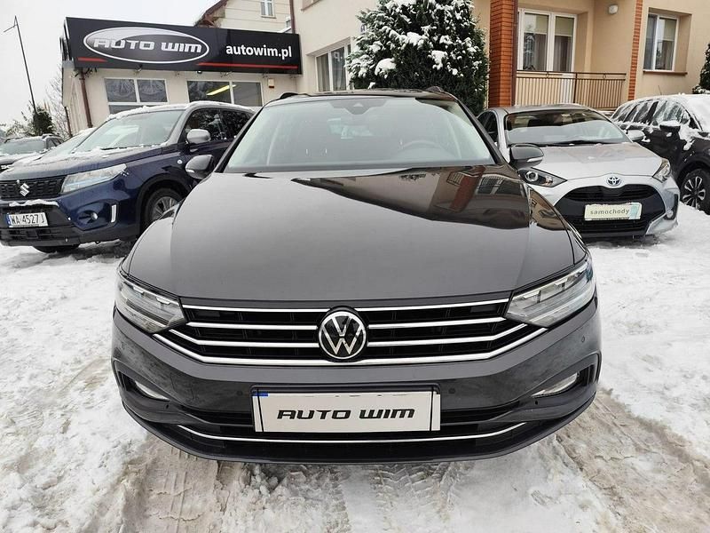 Używany VW Passat 150 KM (110 kW) 2023 Grafitowy (metalik) Kombi