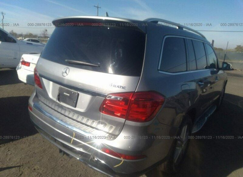 Używany Mercedes GL450 362 KM (266 kW) 2016 Srebrny SUV