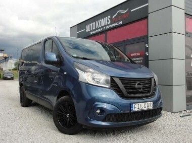 Niebieski Używany 2017 Nissan NV300 Van | 79 990 zł - Obraz 1/4