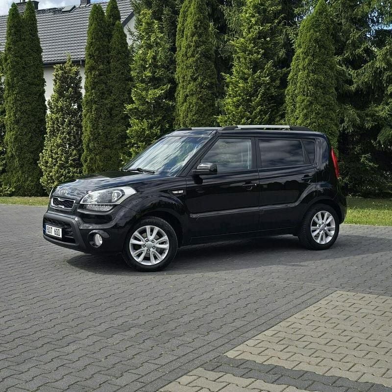 Używany Kia Soul DREAM-TEAM Edition 140 KM (102 kW) 2012 Czarny SUV