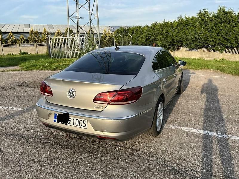 Używany VW CC 150 KM (110 kW) 2016 Brązowobeżowy Sedan/Limuzyna