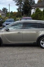 Używany Opel Insignia Country Tourer 163 KM (119 kW) 2014 Beżowy Kombi