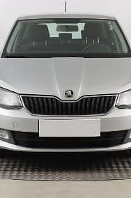 Używany Skoda Fabia 105 KM (77 kW) 2017 Srebrny Kombi