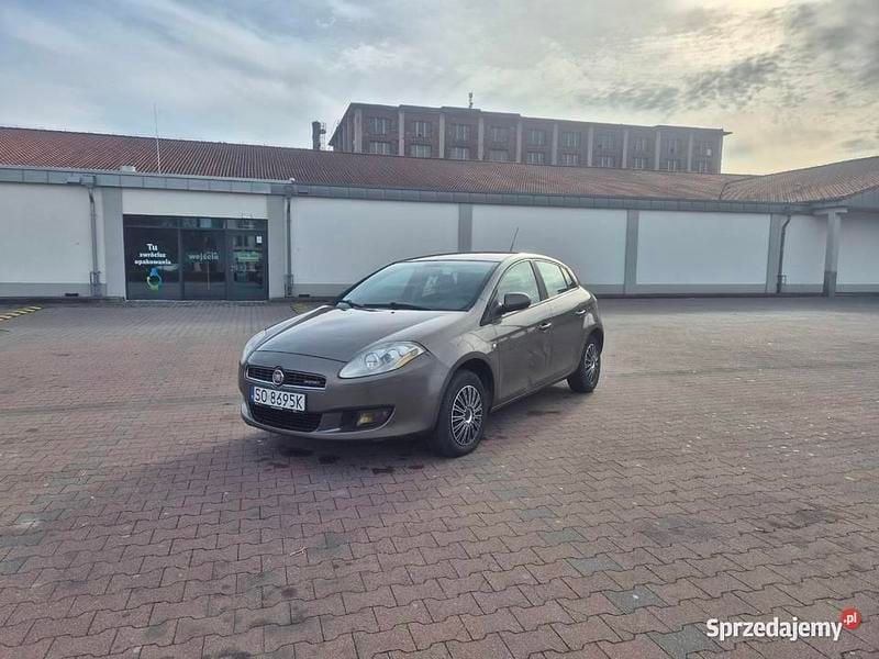 Brązowy Używany 2008 Fiat Bravo Hatchback | 7200 zł (Uczciwa cena) - Obraz 1/4