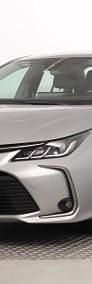 Używany Toyota Corolla 122 KM (89 kW) 2022 Srebrny Sedan/Limuzyna
