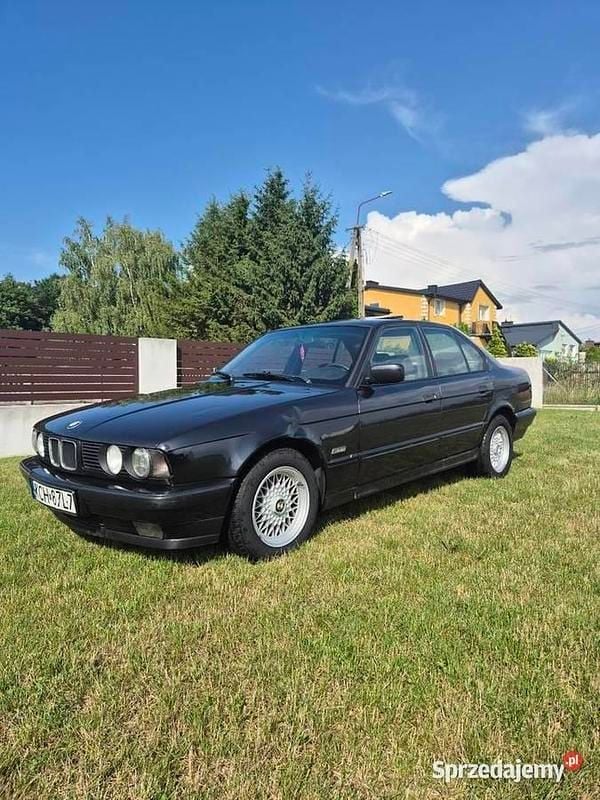 Czarny Używany 1994 BMW 525 Sedan/Limuzyna | 13 900 zł - Obraz 1/4