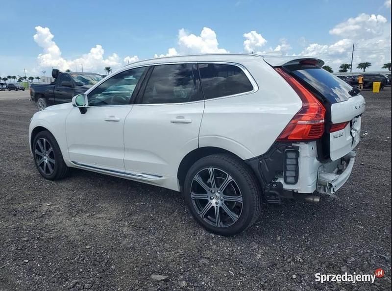 Biały Używany 2020 Volvo XC60 SUV | 65 000 zł - Obraz 1/4