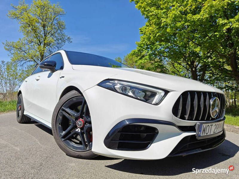 Biały Używany 2020 Mercedes A160 AMG Hatchback | 76 900 zł (Dość drogi) - Obraz 1/4