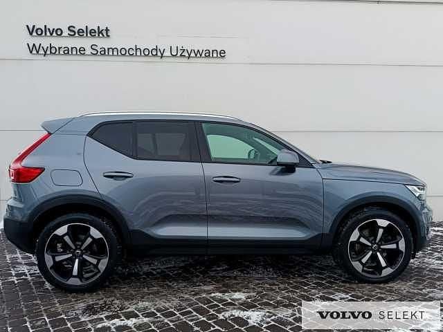Używany Volvo XC40 190 KM (139 kW) 2018 Szary SUV