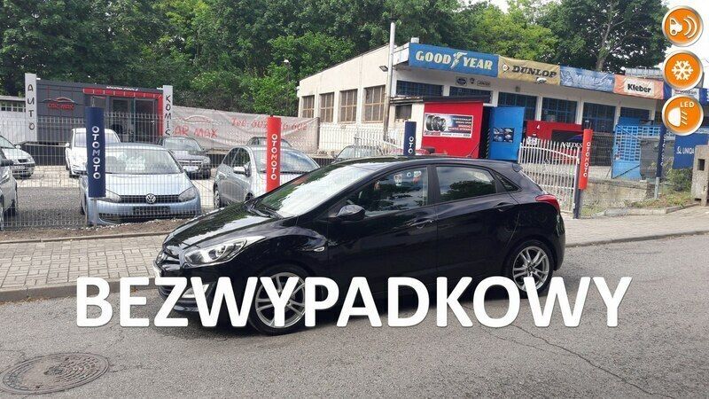 Czarny Używany 2013 Hyundai i30 Hatchback | 30 900 zł (Uczciwa cena) - Obraz 1/4
