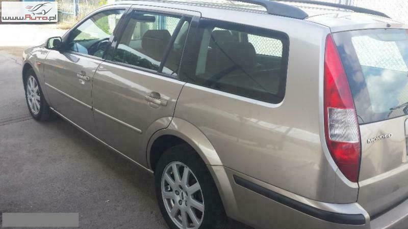Używany Ford Mondeo 125 KM (91 kW) 2001 Złoty (metalik) Sedan/Limuzyna