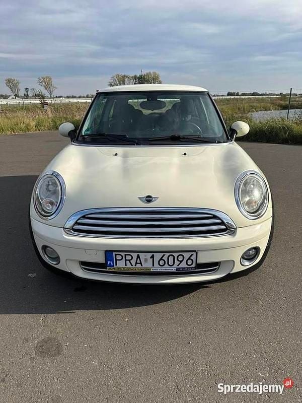 Beżowy Używany 2009 Mini Cooper Coupé Coupe | 11 499 zł - Obraz 1/4