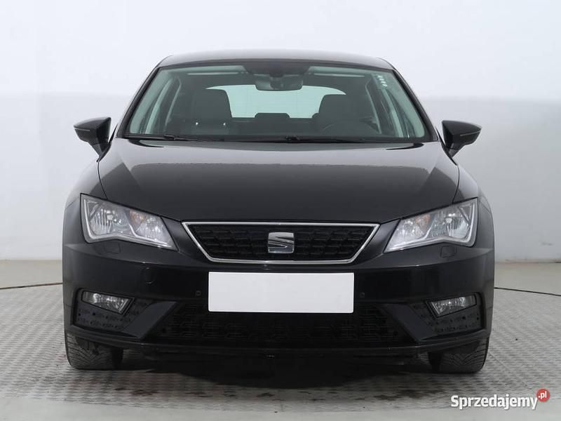 Czarny Używany 2019 Seat Leon Hatchback | 45 999 zł (Super Cena) - Obraz 1/4