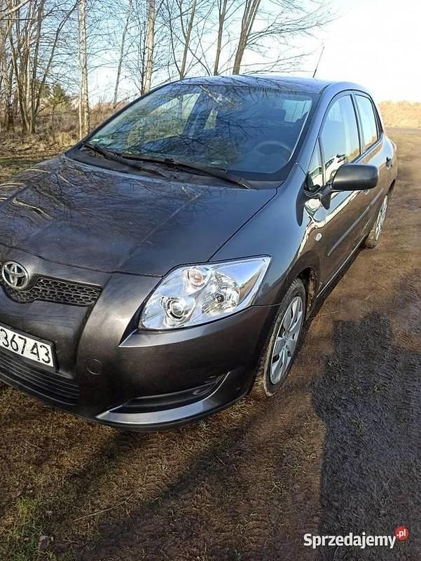 Używany Toyota Auris 90 KM (66 kW) 2007 Grafitowy Hatchback