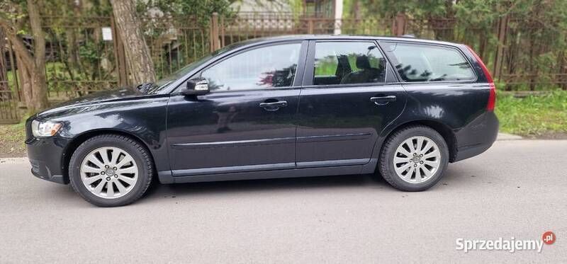 Czarny Używany 2009 Volvo V50 Kombi | 26 900 zł - Obraz 1/4