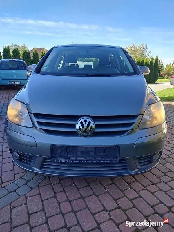 Używany 2008 VW Golf Plus Cross Minivan | 12 800 zł (Uczciwa cena) - Obraz 1/4