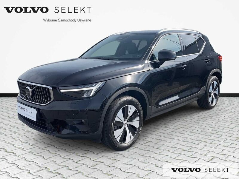 Czarny Używany 2023 Volvo XC40 SUV | 164 900 zł (Uczciwa cena) - Obraz 1/3
