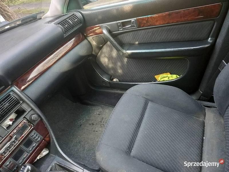 Używany Audi A6 1994 Zielony Sedan/Limuzyna