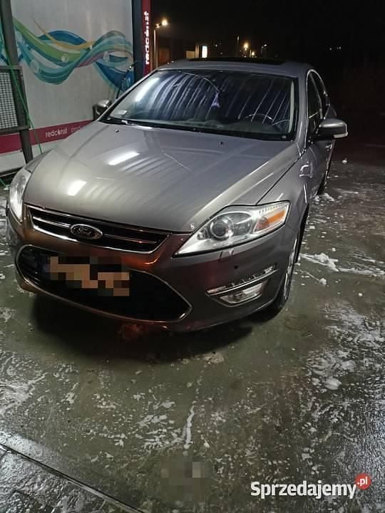 Używany Ford Mondeo 2011 Brązowy Hatchback