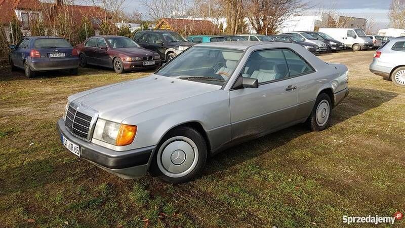 Używany Mercedes 230 1987 Srebrny Coupe