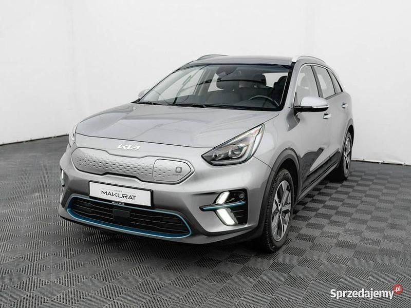 Szary (metalik) Używany 2021 Kia e-Niro SUV | 79 850 zł - Obraz 1/4