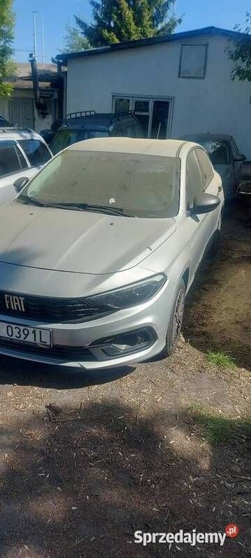 Srebrny Używany 2022 Fiat Tipo City Life Sedan/Limuzyna | 40 000 zł - Obraz 1/4