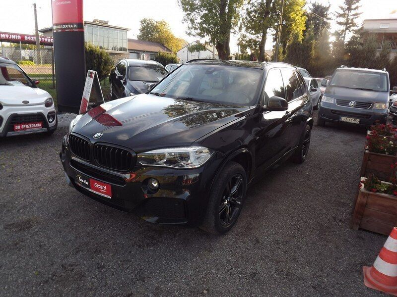 Czarny (metalik) Używany 2016 BMW X5 SUV | 114 900 zł (Drogi) - Obraz 1/4