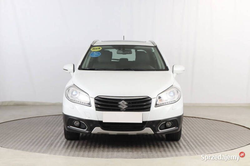 Biały Używany 2013 Suzuki SX4 S-Cross SUV | 48 499 zł (Uczciwa cena) - Obraz 1/4