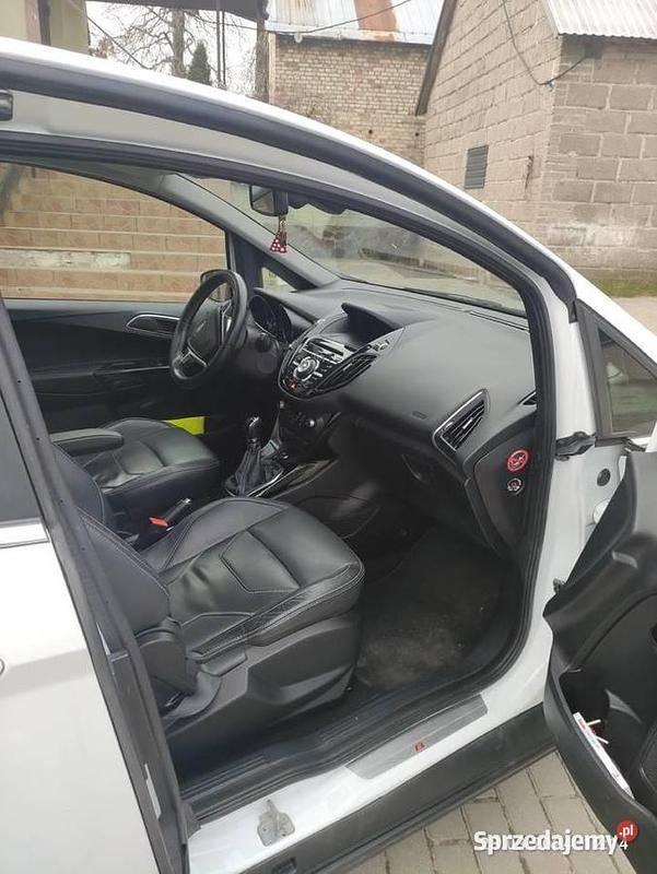 Używany Ford B-MAX 95 KM (69 kW) 2014 Biały Minivan