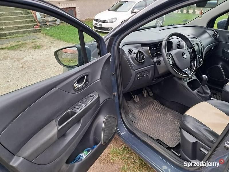 Używany Renault Captur 90 KM (66 kW) 2013 Grafitowy SUV