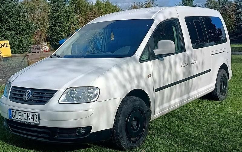 Używany VW Caddy 105 KM (77 kW) 2009 Biały Minivan