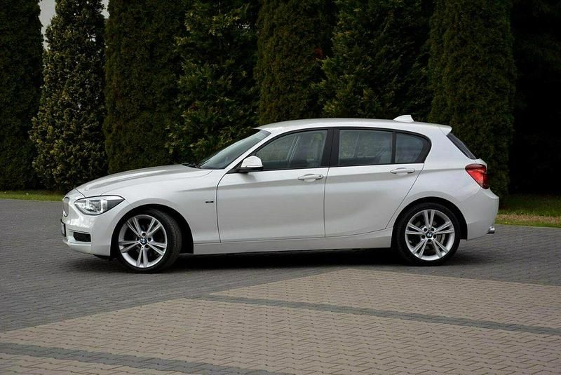 Używany BMW 125 Sport Line 218 KM (160 kW) 2012 Biały Hatchback