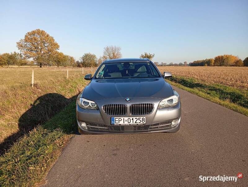 Używany 2012 BMW 525 Kombi | 37 000 zł (Super Cena) - Obraz 1/4