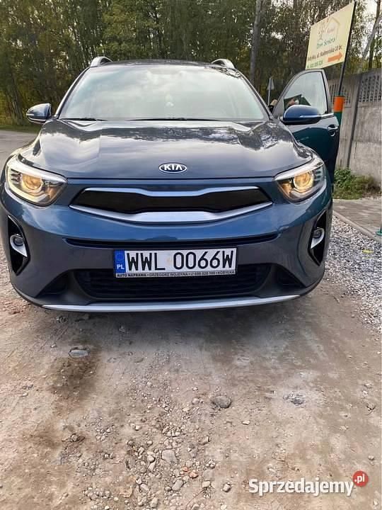 Niebieski Używany 2017 Kia Stonic SUV | 41 500 zł - Obraz 1/4