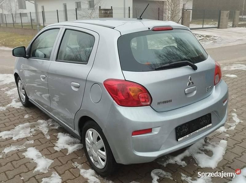 Używany Mitsubishi Space Star 2020 Szary Hatchback